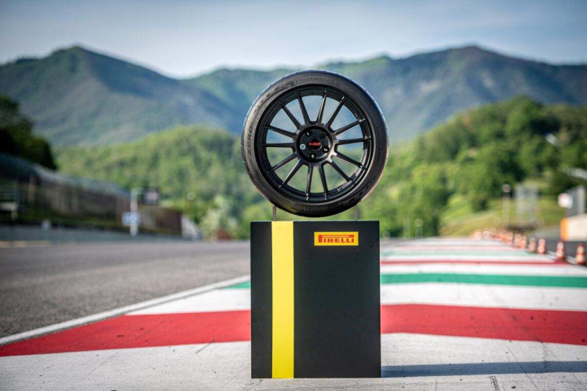 倍耐力P ZERO TROFEO RS荣膺全球最快轮胎
